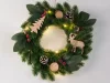 Karácsonyi koszorú LED világítással - 20cm