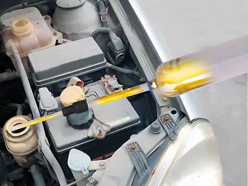 Folyadék fecskendő autó és motor karbantartáshoz - 200ml