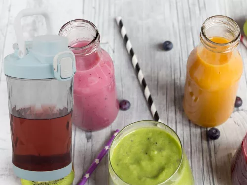 Akkumulátoros smoothie turmixgép levehető pohárral, kék - 600ml