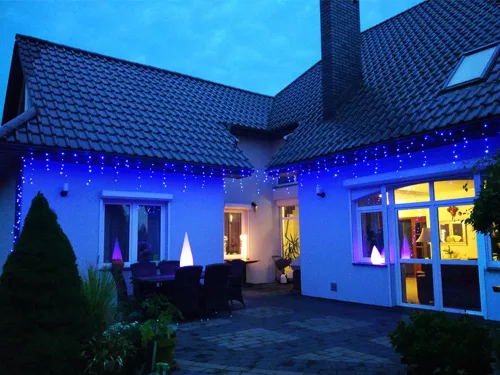Karácsonyi jégcsap fényfüggöny 300 LED, 10m - hideg fehér