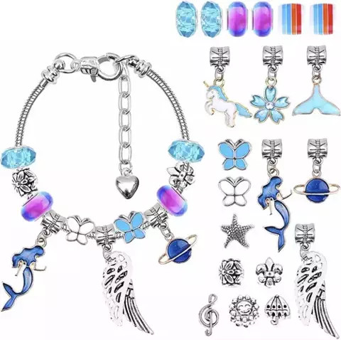 Kreatív karkötő készítő szett ajándékdobozzal, medálokkal, gyöngyökkel ? 107 színes elemmel