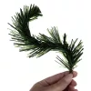 Dekorációs műfenyő ágak 29cm - 40db
