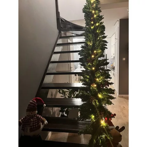 Műfenyő sűrű girland LED fényekkel - 270cm