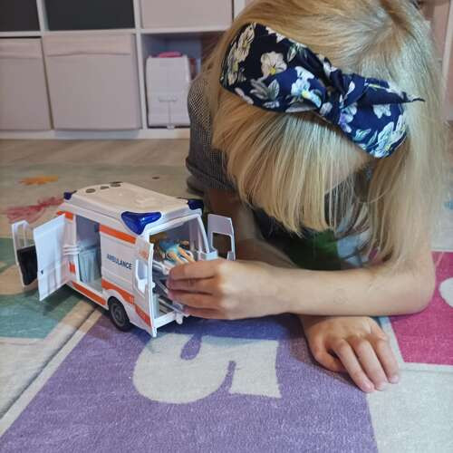 Interaktív mentőautó játék