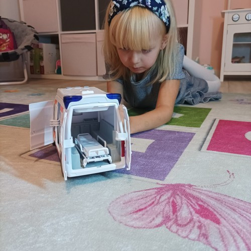 Interaktív mentőautó játék