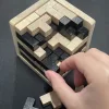 Fa logika kocka kirakójáték - 7x7x7cm