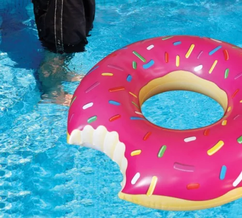 Gyermek felfújható fánk 50cm rózsaszínű