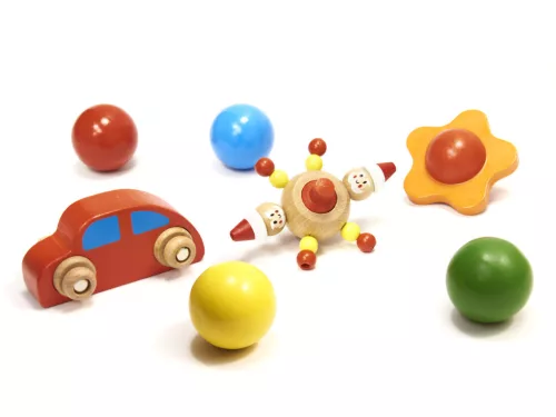 Fából készült montessori labdapálya XXL