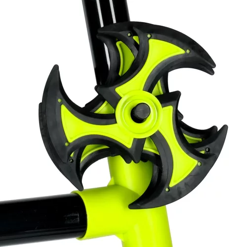 Célbadobós shuriken és fejsze játék